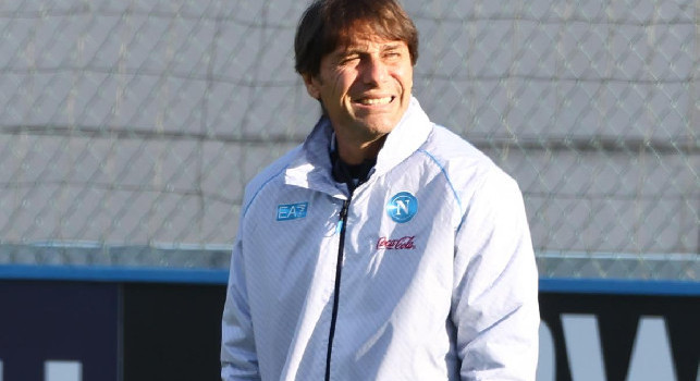 Sky - Infortunati Napoli, buone notizie per Conte: doppio rientro contro il Genoa?