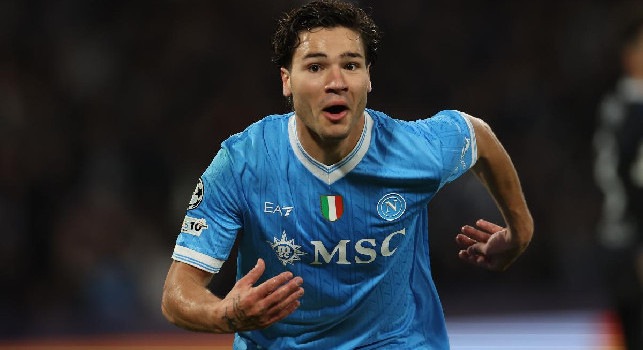 Vergara, lo scopritore: Lo voleva la Fiorentina, il Napoli gli ha mostrato un progetto! Da ragazzino voleva giocare a Giugliano e a Nola, ci ha fatto piangere...