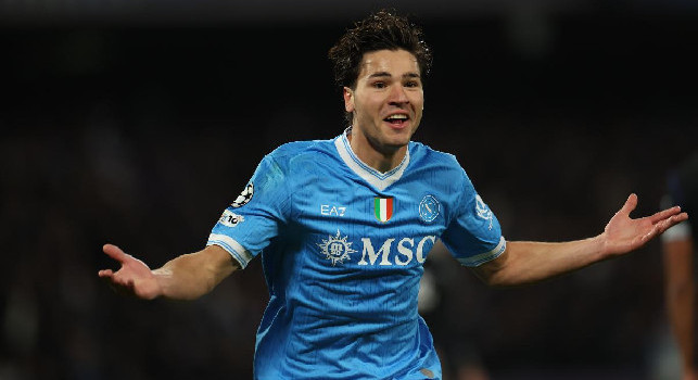 Vergara, l'agente: Gol indimenticabile, non aveva paura di niente! Ora per&ograve; piedi per terra, ci&ograve; che ha fatto &egrave; frutto del lavoro di Conte: lo ha migliorato, c'&egrave; la sua mano | ESCLUSIVA