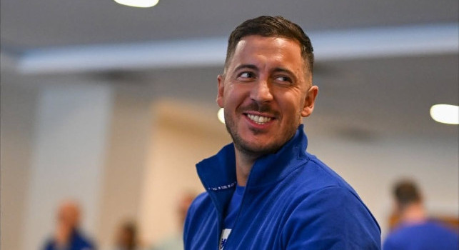 Hazard incorona De Bruyne: &ldquo;Non ci sar&agrave; un altro come lui! Kevin &egrave; un vero regista, pu&ograve; giocare pi&ugrave; arretrato e vede il gioco&rdquo;