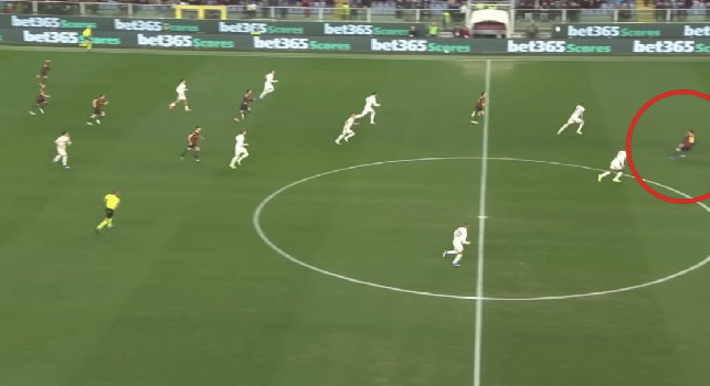 Moviola Genoa-Napoli, Errori Arbitrali: fuorigioco Vitinha, l'analisi sul rigore per i rossob&ugrave; | FOTO