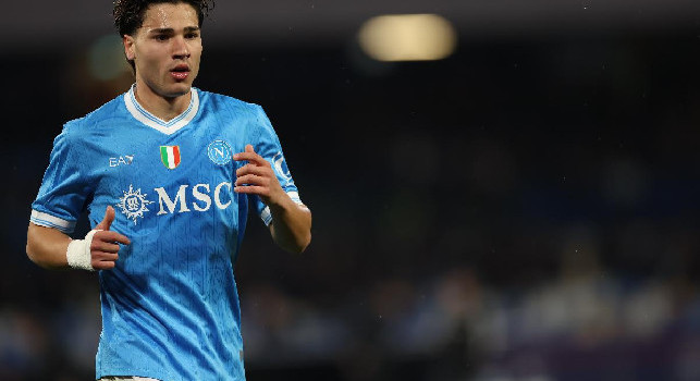 Magic moment per Vergara: battuto Butez, Napoli-Como &egrave; 1-1 ad inizio ripresa