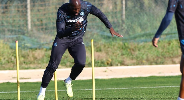 Sky - Lukaku ha incontrato Conte! Non &egrave; stato messo fuori rosa, ma oggi si &egrave; allenato da solo: i dettagli