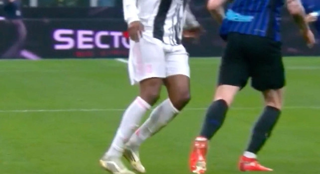 Moviola Inter-Juventus, espulsione Kalulu. Marelli non ha dubbi: Bastoni ha simulato! | FOTO