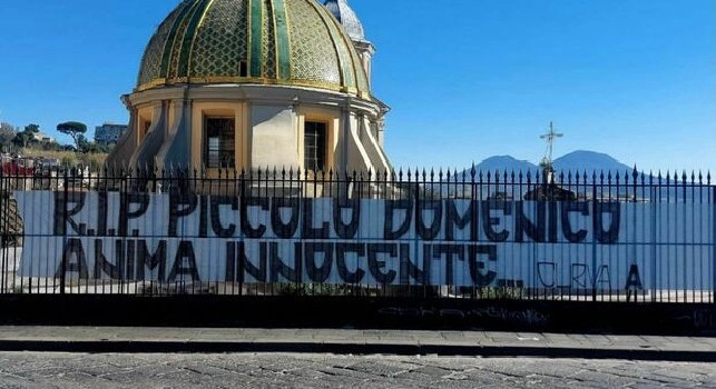 Morte Domenico Caliendo, splendido striscione Curva A: Riposa in pace, anima innocente... | FOTO