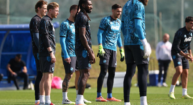 Un calciatore del Napoli ha accelerato per ritrovare la miglior condizione e con il Milan pu&ograve; partire dal 1'