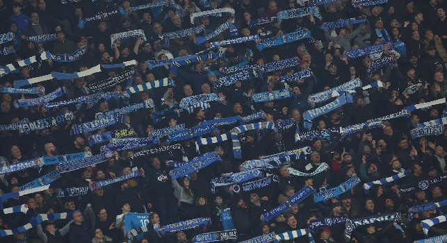 Magnifica iniziativa Napoli-Google per i tifosi, comporre il coro per sentirlo al Maradona sabato contro la Lazio!