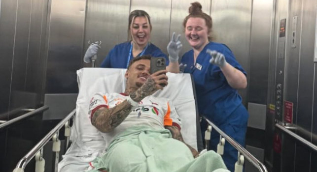 La prima foto di Noa Lang: L&rsquo;operazione &egrave; andata bene! Grazie per i vostri messaggi