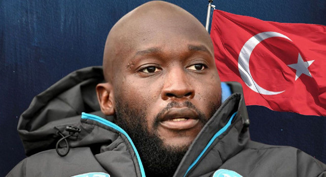 Lukaku lascia Napoli in estate? C'&egrave; un club turco alla finestra: gi&agrave; contattato l'agente di Big Rom