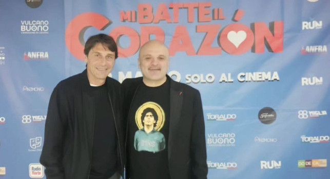 Conte con Peppe Iodice al cinema: il mister ha visto il film del comico partenopeo | FOTO