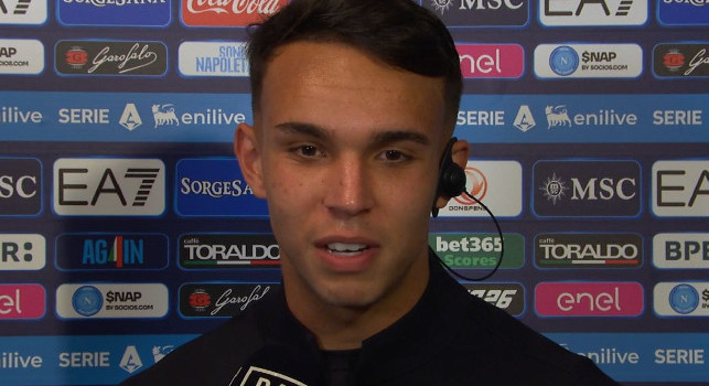 Giovane a DAZN: Grazie a Conte, sono molto felice! Non giocavo punta dai tempi della Primavera, sapevo fosse difficile oggi. Napoli &egrave; bellissima, ma non esco tanto