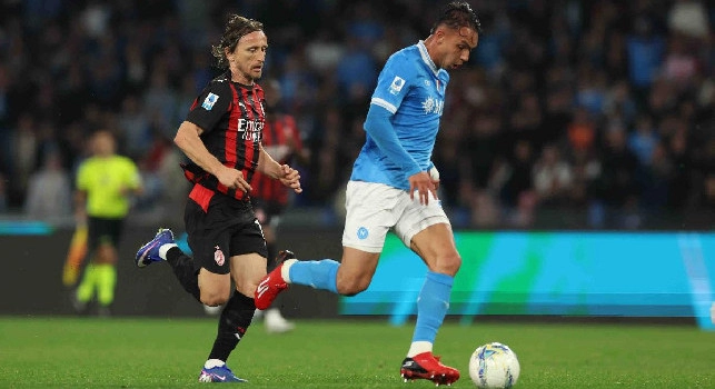 Agostini: Giovane ed il Napoli? Con Conte può diventare un calciatore importante, tipi come lui devi tenerli