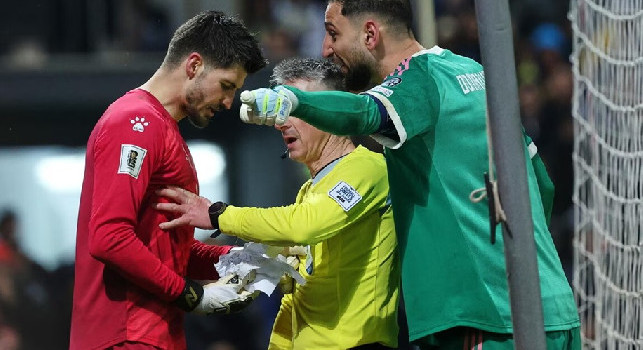 Bosnia-Italia, il foglietto dei rigori di Donnarumma finisce all'asta