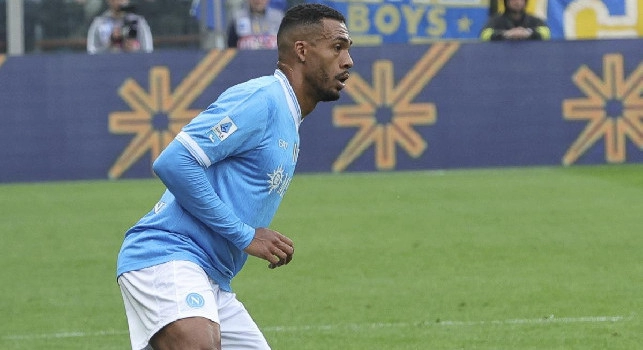 Juan Jesus va via? Si apre uno spazio nella difesa del Napoli per due giovani, i nomi