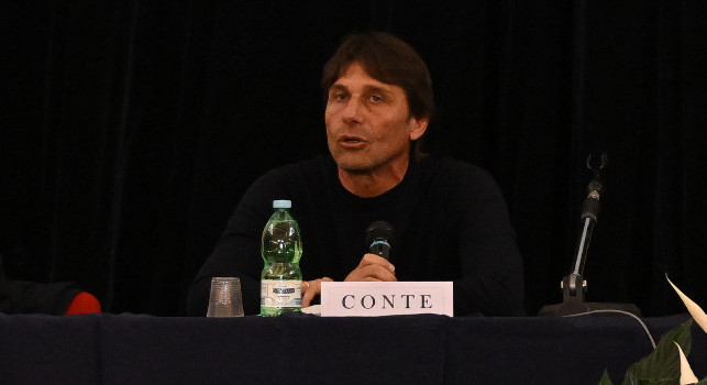 Conte: Napoli? C'&egrave; ancora chi ride dopo che abbiamo perso, questo mi fa incazzare molto!