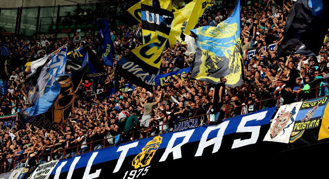 La capolista se ne va!: Inter-Cagliari 2-0, tifosi nerazzurri in delirio al Meazza