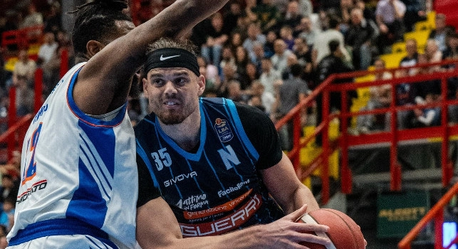Guerri Napoli Basket in campo domani contro Trento, Totè: Ci sarà bisogno del calore del nostro pubblico per credere nei playoff. Siamo ancora in corsa