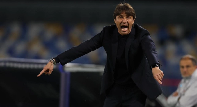 Romano: Addio Conte con rammarico, ottimi rapporti con De Laurentiis. Nessun accordo con altri club finora, con massimo rispetto per il Napoli
