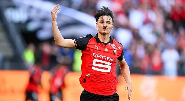 Tutti pazzi per Lepaul: sull'attaccante del Rennes c'è anche il Napoli, ma lui chiude al trasferimento
