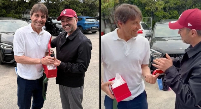 Conte riceve il corno portafortuna da Di Virgilio e ironizza: Me lo dovevi portare prima! | VIDEO