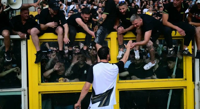 Torino-Juventus sospesa, Locatelli sotto la curva: il motivo