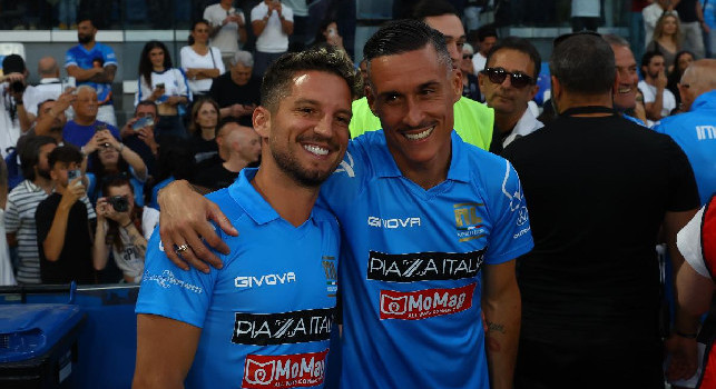 Notte dei Leoni, Napoli Legends-Worlds Legends 6-7 (3' e 47' Lulic, 10' Pellissier, 18', 20' e 75' Mertens, 22' Callejon, 30' Insigne, 44' Sculli, 48' Lavezzi, 58' Calaiò, 65' Melli, 73' Ermito): gol capolavoro di Mertens | DIRETTA VIDEO