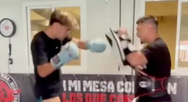 Gutierrez in versione kickboxer: si allena con il campione Silviu Hitman Vitez | VIDEO