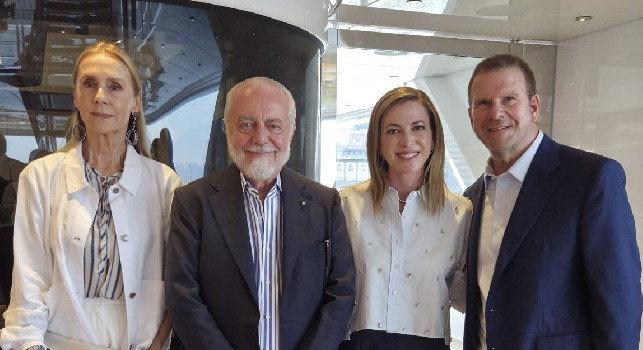 De Laurentiis: "Allegri? Senza ufficialità non se ne può parlare. Ho due ambizioni per la prossima stagione. Rispondo così su Rizzetta"