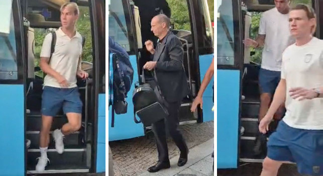 Il Napoli Ã¨ arrivato a Genova! Grande accoglienza dei tifosi alla vigilia del match | VIDEO