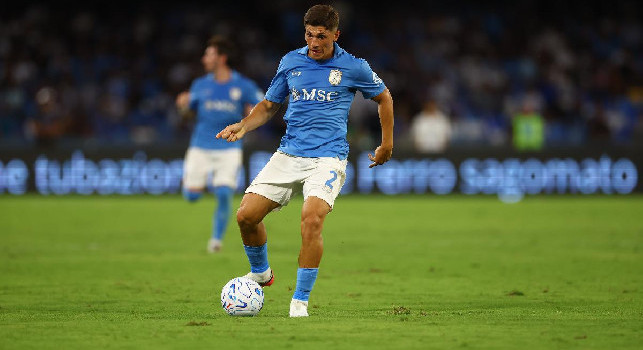 Favasuli, il ds del Catanzaro: Il Napoli ha avuto il coraggio di puntarci, c\'era pure la Juventus! Ã sempre piaciuto a Manna. Ecco cosa facevano Costa ed il padre durante l\'estate...