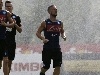 Mertens sotto l\'innaffiatoio
