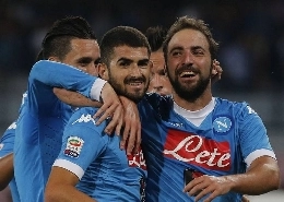 FOTO - La Lega Serie A rende omaggio a un azzurro: immagine da brividi