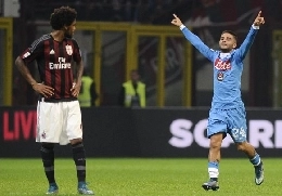 Repubblica - Napoli-Milan nelle mani di Callejon e Insigne. I due esterni pronti al riscatto
