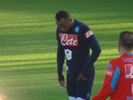 SSC Napoli, la radio ufficiale: Intervista a Zuniga non autorizzata dal club che valuta sanzioni disciplinari per il calciatore