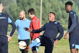 Tuttosport insiste: Non solo Mexes, la Fiorentina pensa anche a Zuniga del Napoli!