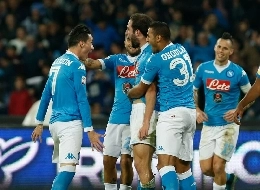 I voti di Gazzetta - Reina salva, Allan e Hamsik che mezzali!