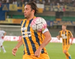 Da Verona: Toni si &egrave; allenato regolarmente, contro il Napoli pu&ograve; giocare