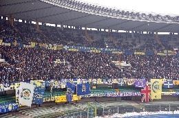 Anche sul web dilaga il razzismo anti Napoli: Urge pulizia, troppi topi!. Le scimmie ci aspettano a Salerno