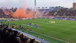 Oltre il danno la beffa: i tifosi del Bologna sfottono i napoletani cantando 'O Surdato 'nnammurato