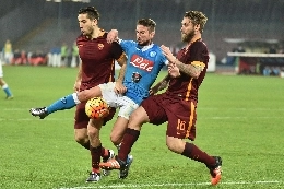 Repubblica: Napoli-Roma sempre di pomeriggio: c'&egrave; l&rsquo;odiosa certezza che il calcio italiano se ne stia pilatescamente lavando le mani