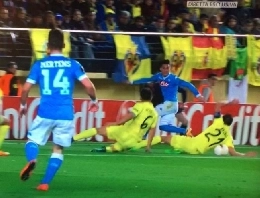 VIDEO - Villarreal-Napoli, clamoroso rigore negato agli azzurri per fallo di mano di Soriano