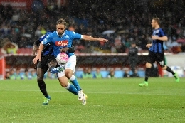 VIDEO - Torino-Napoli 1-2, Higuain stende mezza difesa e segna con un tiro a giro