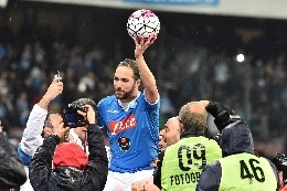 Higuain, il legale: PSG? Mai sentito! Ha un contratto col Napoli, pensa alla Copa America. Al-Thani valuta un'offerta choc, le prime cifre