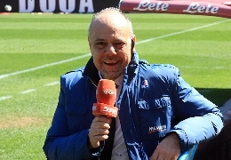 Kiss Kiss Napoli, De Maggio: Ho sbagliato, in campo Milik: rispetto a Palermo, anche altre novit&agrave;