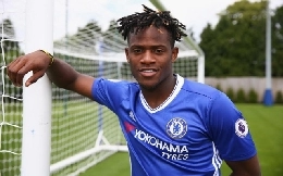 Gazzamercato - Batshuayi pu&ograve; fare al caso del Napoli, ma uno scambio con Koulibaly &egrave; complicato
