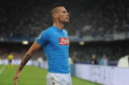 Tina: Albiol convocato con la Roma, Hamsik titolare nonostante i 180' con la Slovacchia. Zielinski invece...