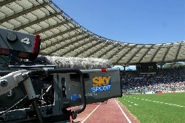 Mediaset cambia idea, Napoli-Real Madrid visibile in chiaro in Tv!