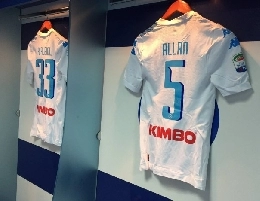FOTO - Napoli-Torino, la squadra di Sarri giocher&agrave; in maglia bianca