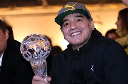 Il Comune pensa a piazza del Plebiscito per Maradona, ma c'&egrave; allarme sicurezza: spunta l'alternativa