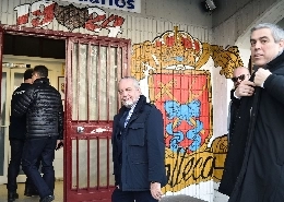 Cdm - De Laurentiis fa arrabbiare Sarri con i suoi 'consigli' che diventano 'invasioni inopportune': via al silenzio...curativo!